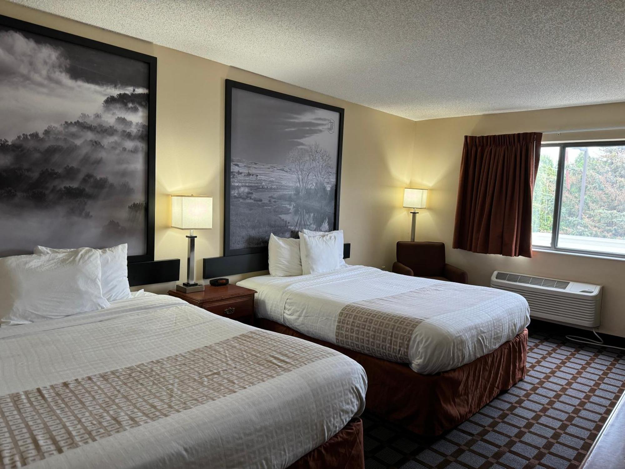 Super 8 By Wyndham Mason City Exterior foto