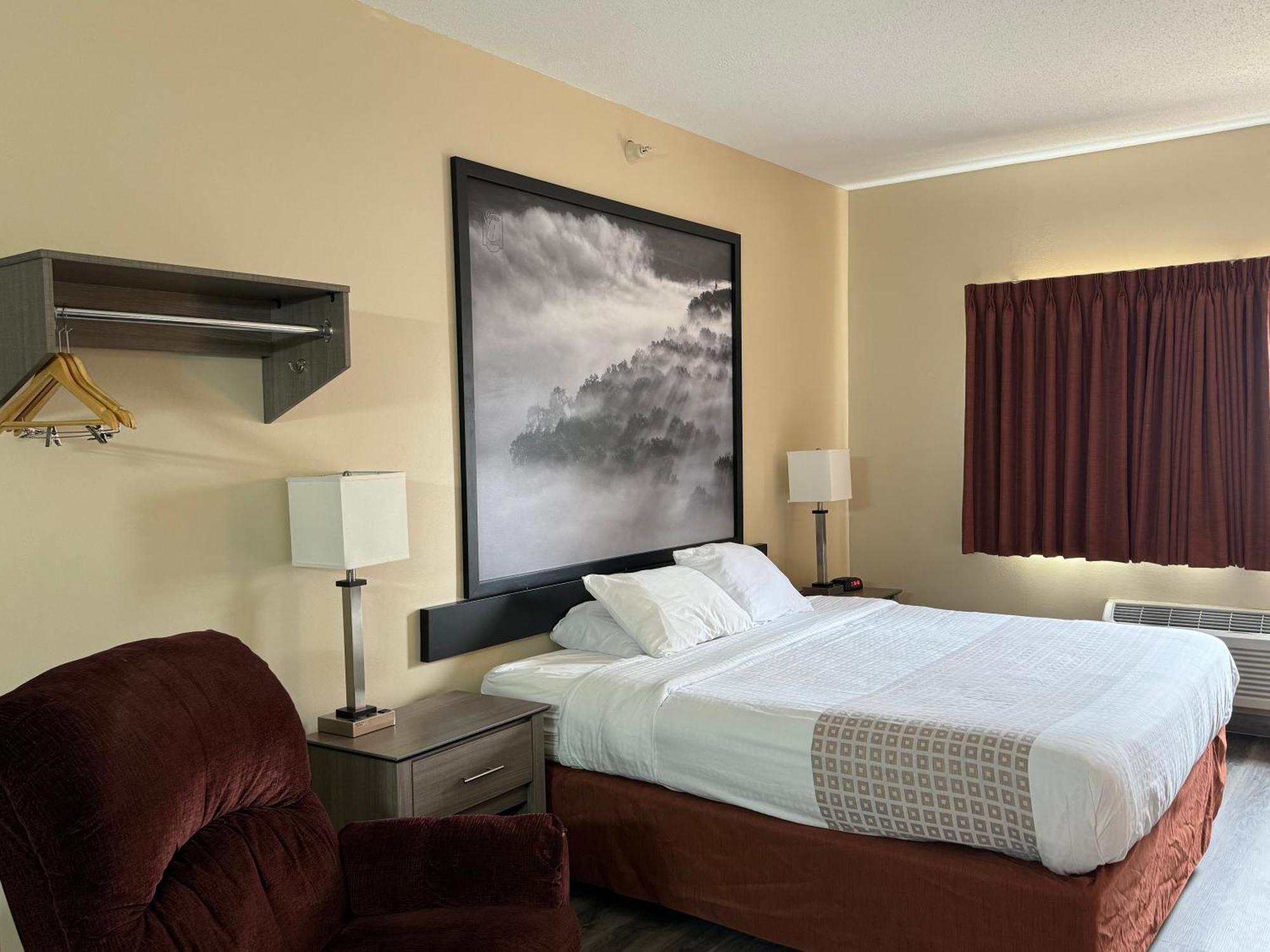 Super 8 By Wyndham Mason City Exterior foto