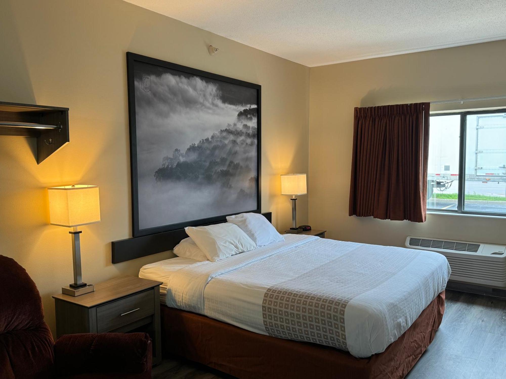 Super 8 By Wyndham Mason City Exterior foto